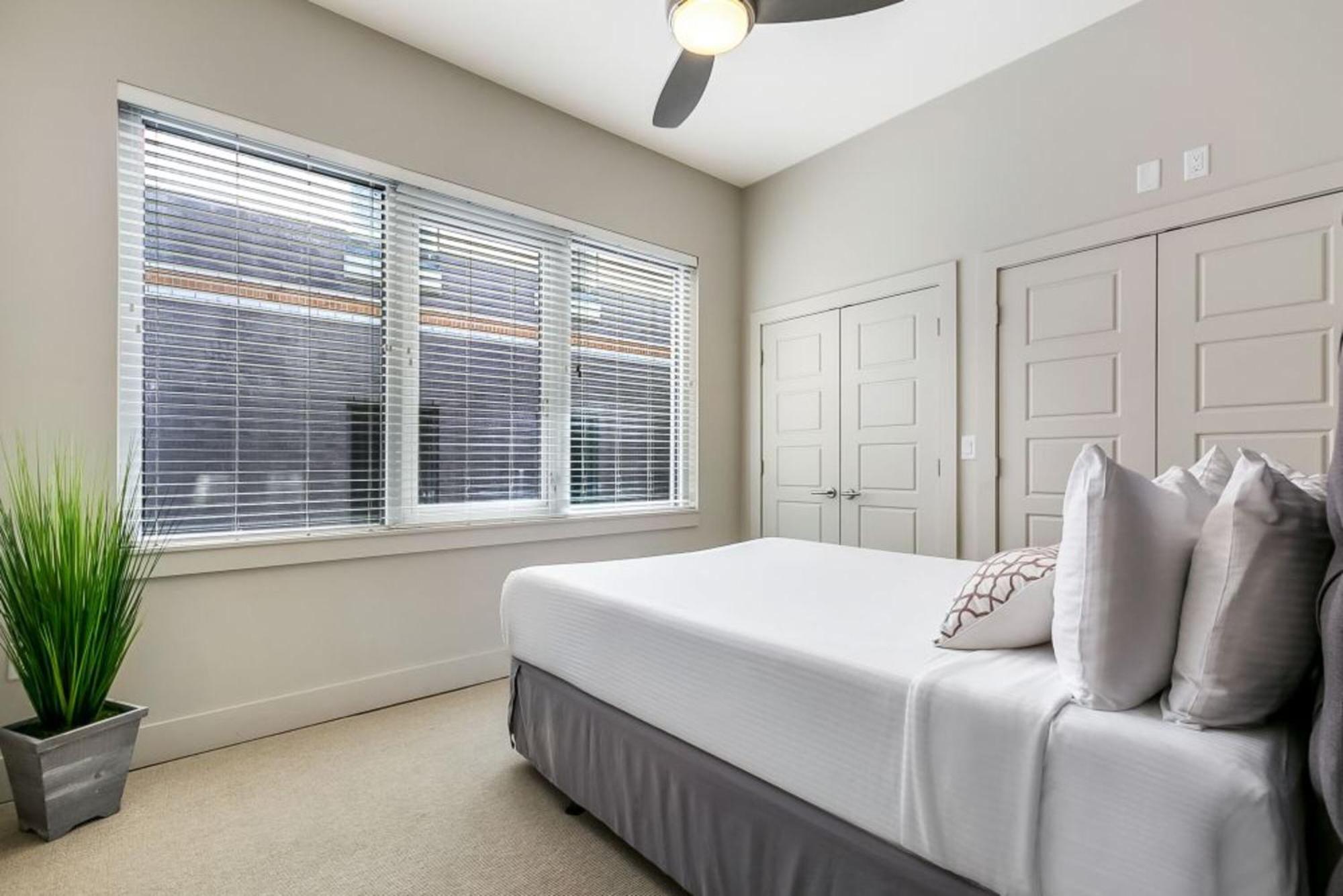Upscale Condos And Penthouses Close To Canal And Bourbon St New Orleans Exteriér fotografie