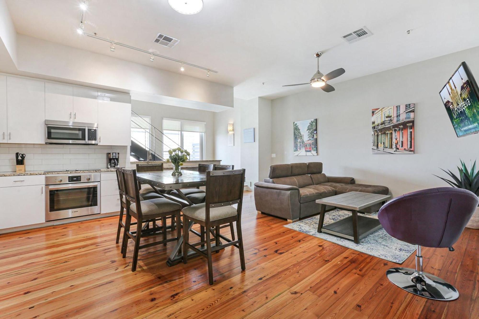Upscale Condos And Penthouses Close To Canal And Bourbon St New Orleans Exteriér fotografie