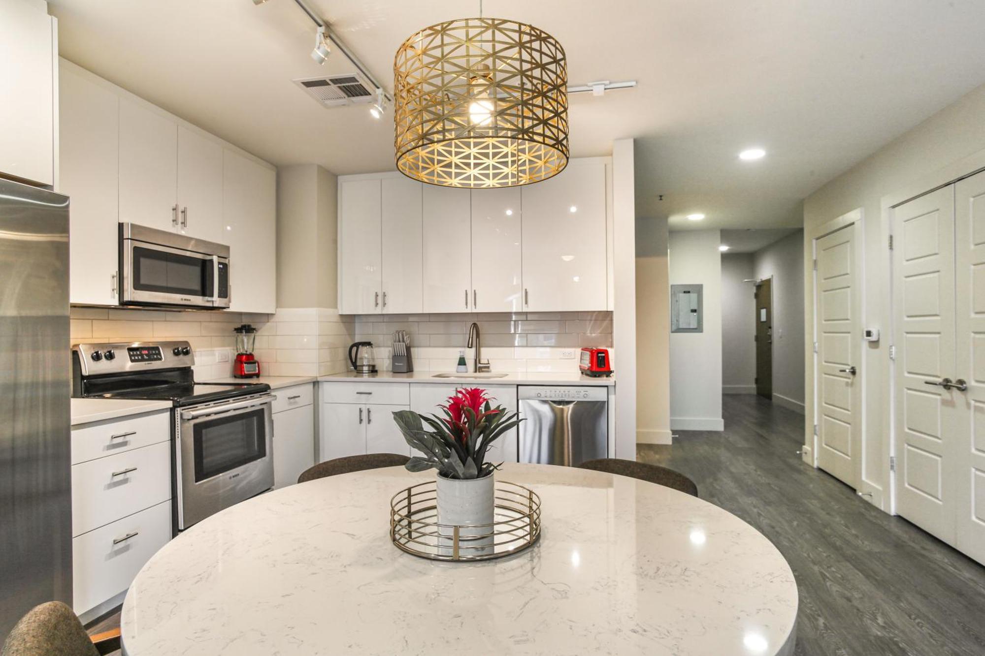 Upscale Condos And Penthouses Close To Canal And Bourbon St New Orleans Exteriér fotografie